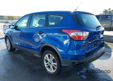 2017 Ford Escape S z USA, uszkodzony, nr VIN 1FMCU0F75HUB96443